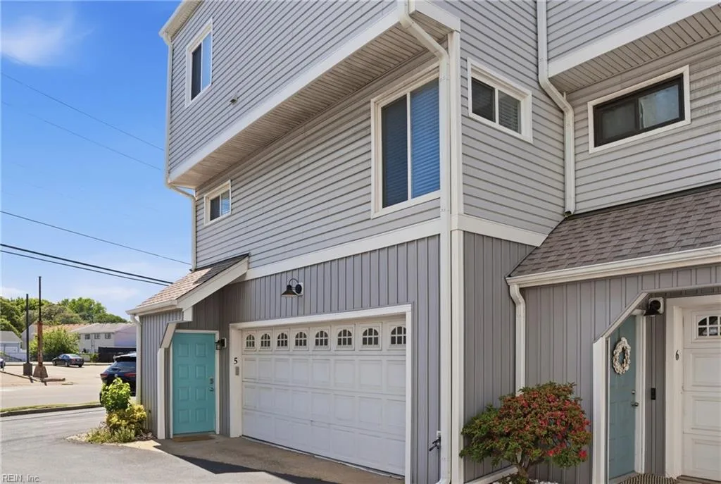 910 E Ocean View AVE #5, NORFOLK VA 23503