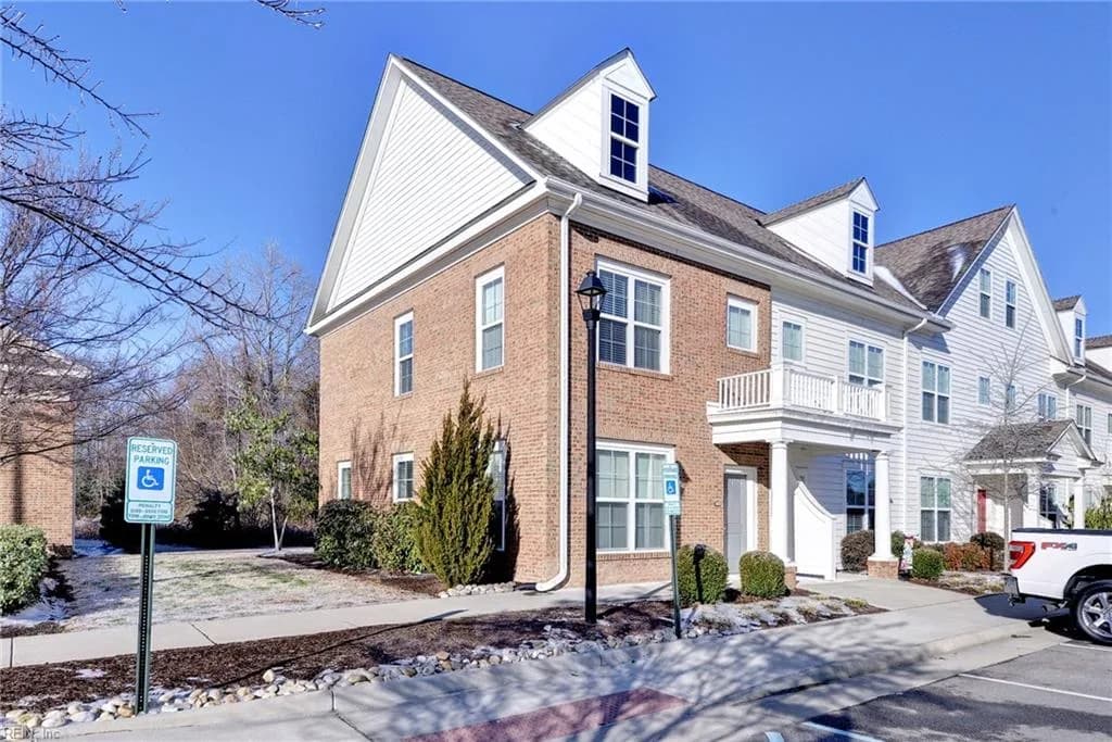 106 Culver Cliff CMN, CARROLLTON VA 23314 - Photo 3