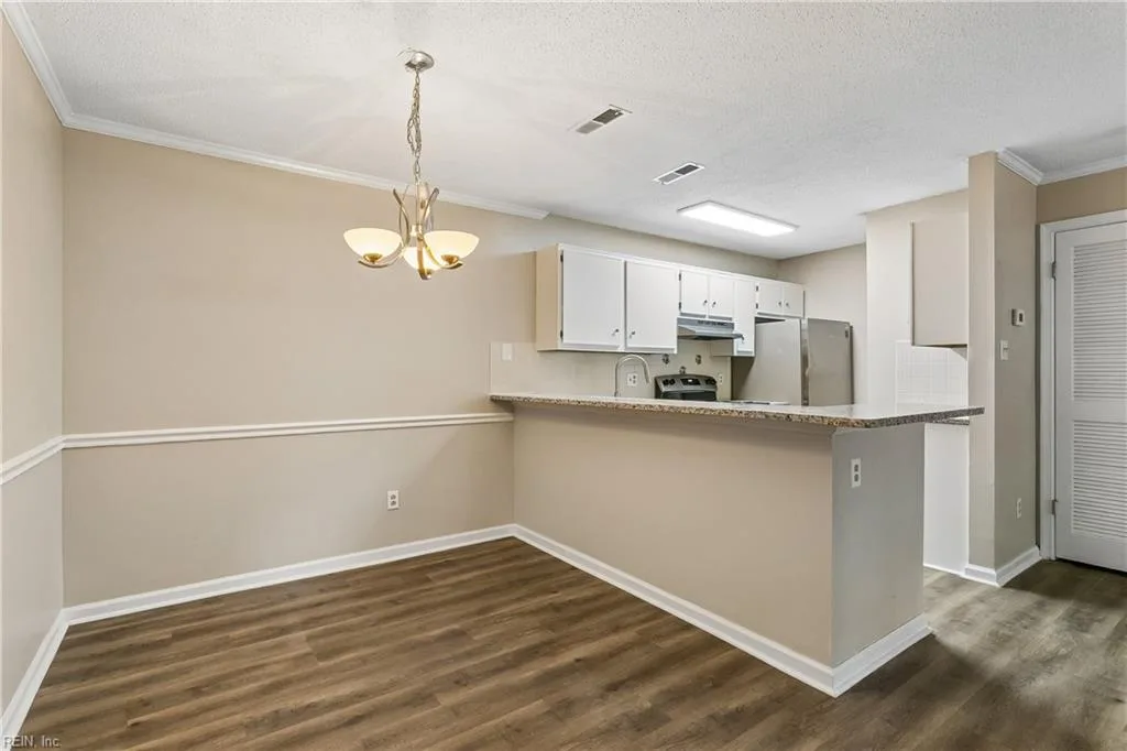 103 Stratford DR #B, WILLIAMSBURG VA 23185 - Photo 4