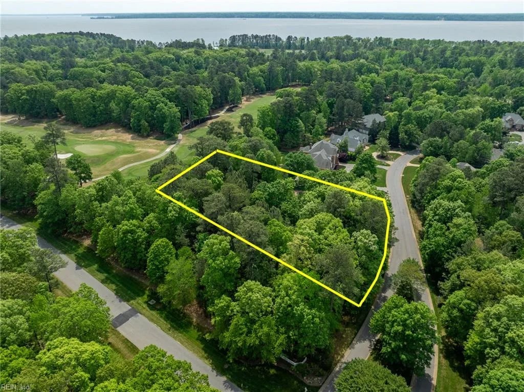 2114 Hornes Lake RD, WILLIAMSBURG VA 23185