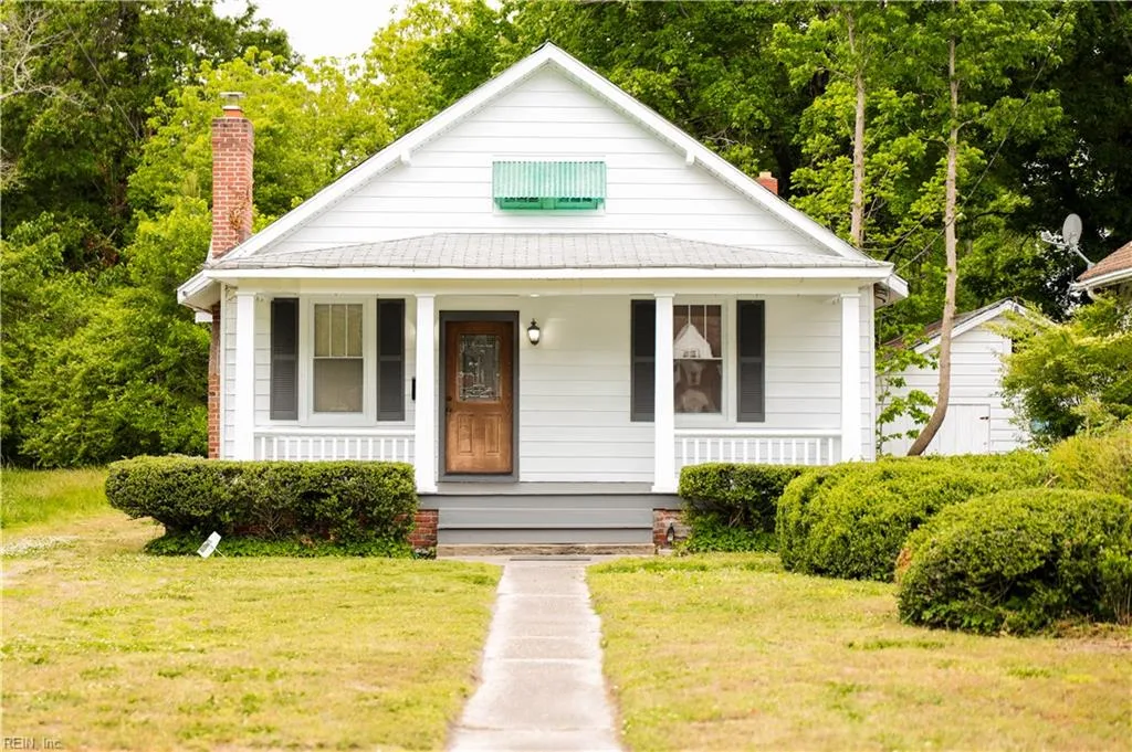 283 Lasalle AVE, Hampton — 3 bed Residential, 1,200 sqft