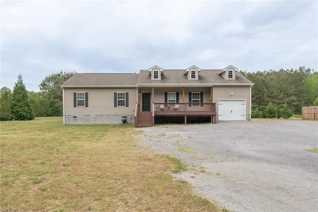 18024 Darden Scout RD, SEDLEY VA 23878