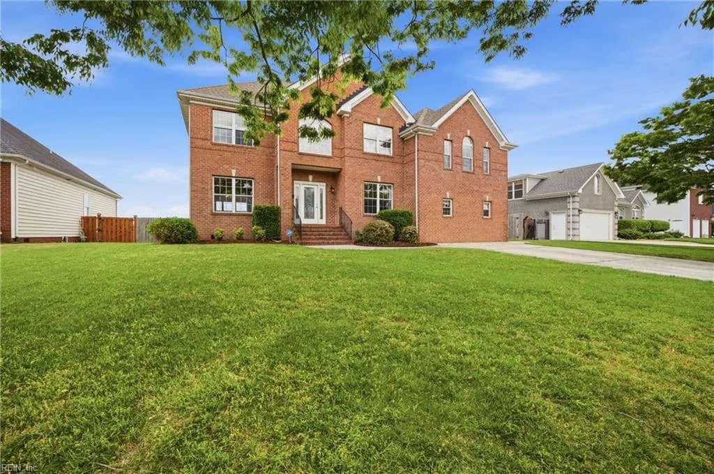 2041 Bierce DR, VIRGINIABEACH VA 23454 - Photo 2