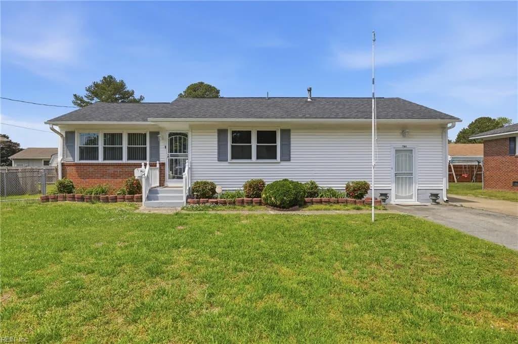 789 Meade LN, VIRGINIA BEACH VA 23455 - Main photo