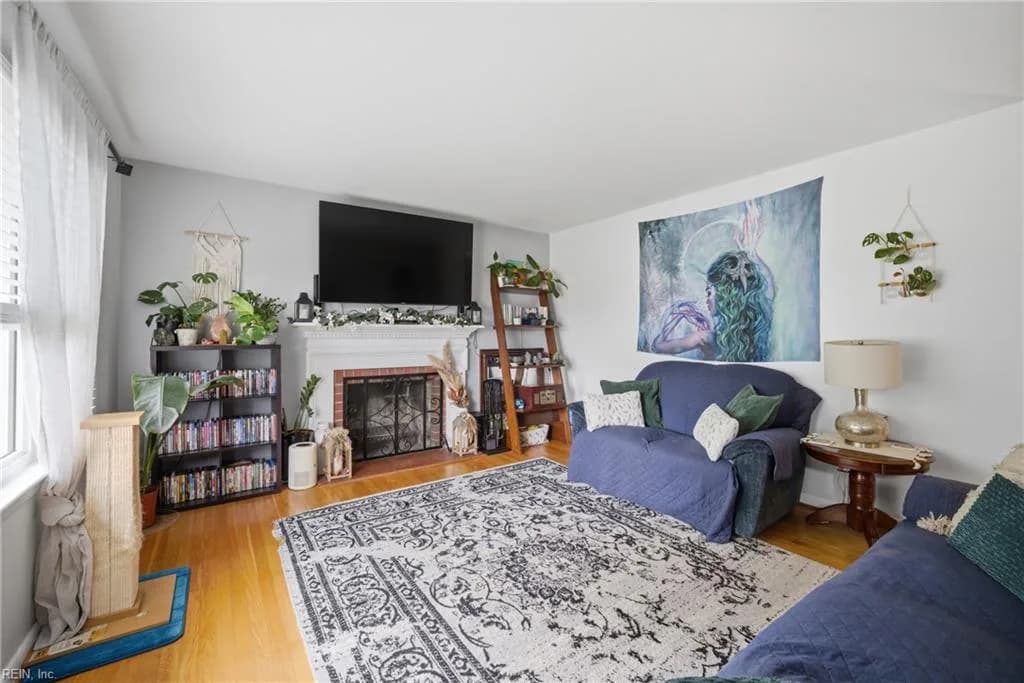 707 Milton DR, HAMPTON VA 23666 - Photo 5
