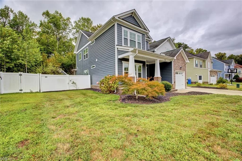 458 Wisdom PATH, CHESAPEAKE VA 23322 - Photo 3