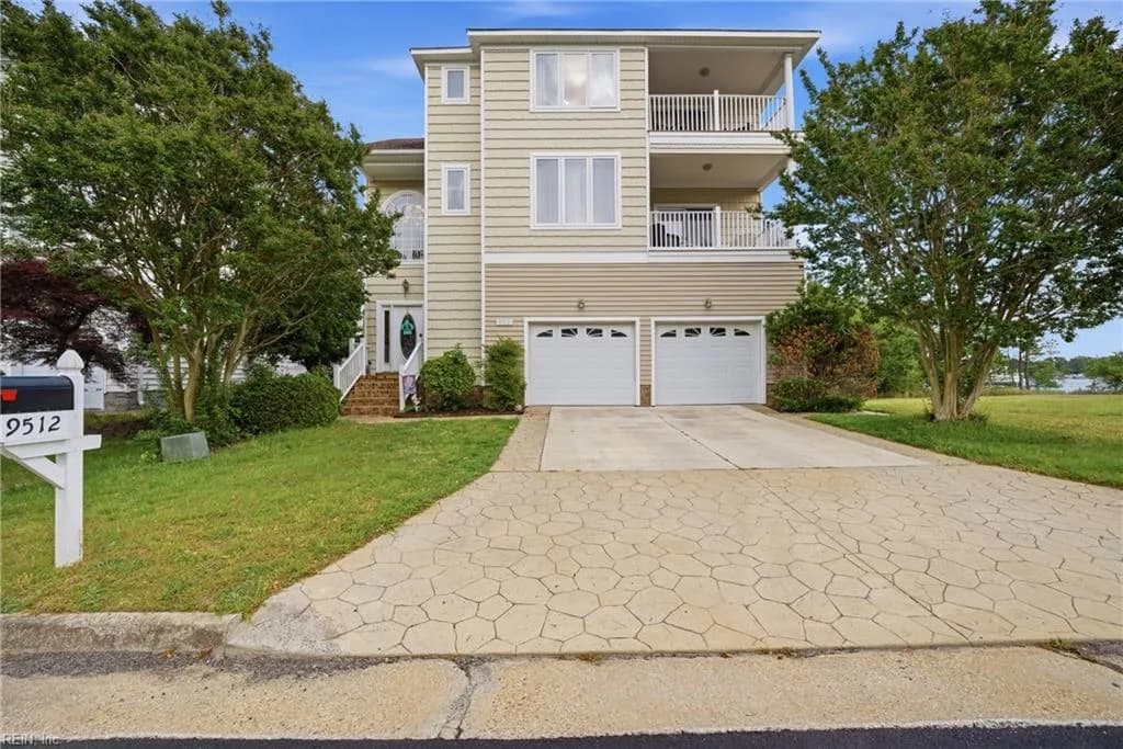 9512 7th Bay ST, NORFOLK VA 23518 - Photo 2