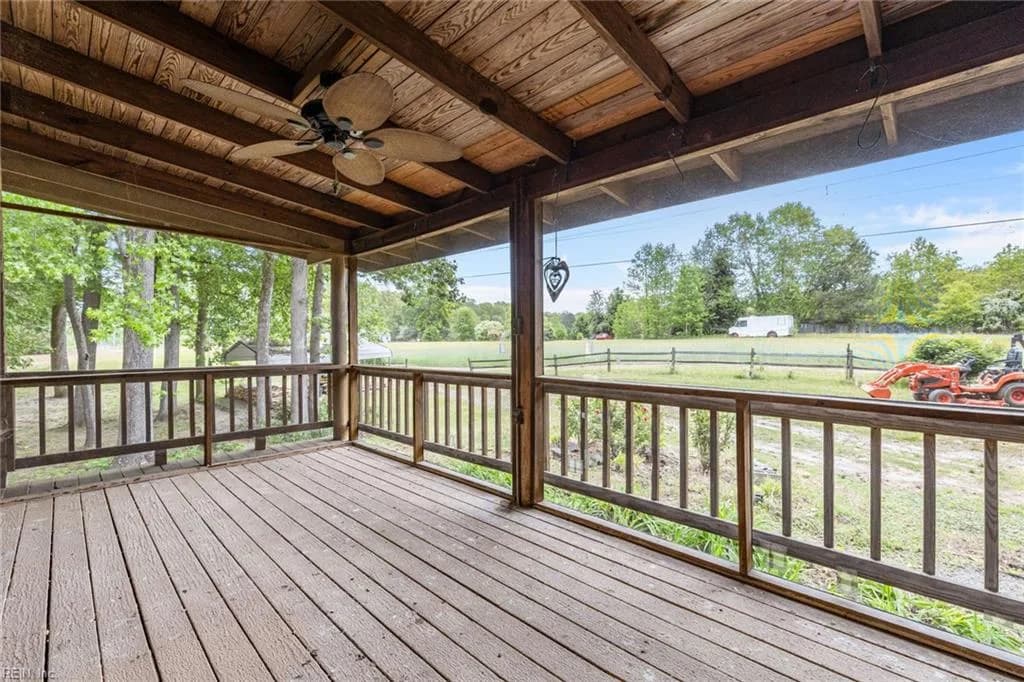 11202 Cabins End LN, GLOUCESTER VA 23061 - Photo 4