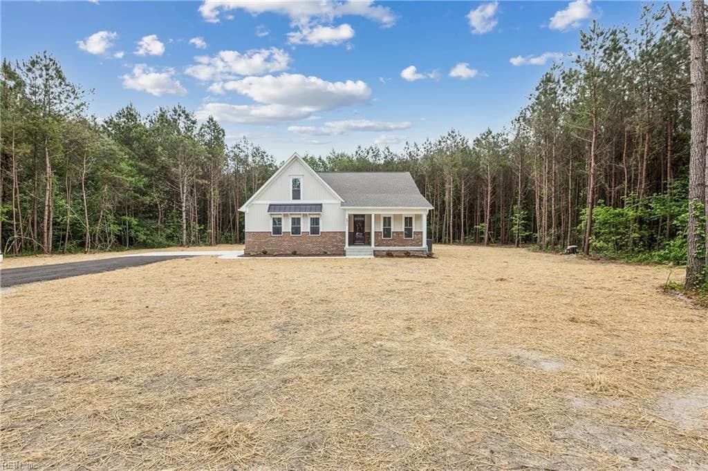 6911 Sunset Cove LN, GLOUCESTER VA 23061 - Photo 4