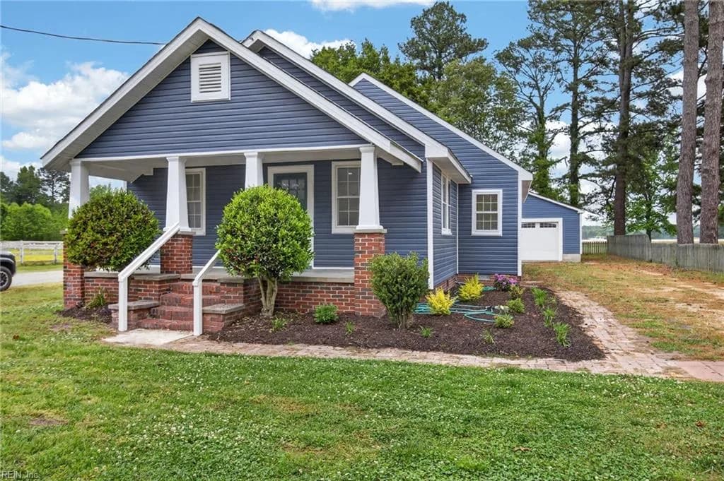 224 Hickory RD E, CHESAPEAKE VA 23322 - Photo 2