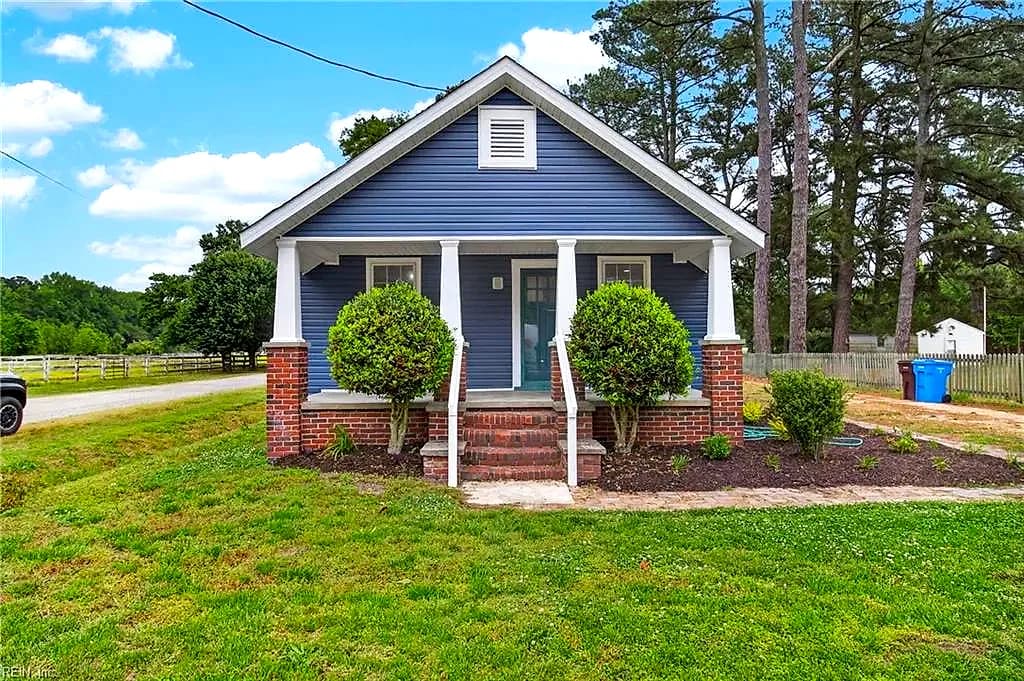 224 Hickory RD E, CHESAPEAKE VA 23322 - Photo 4