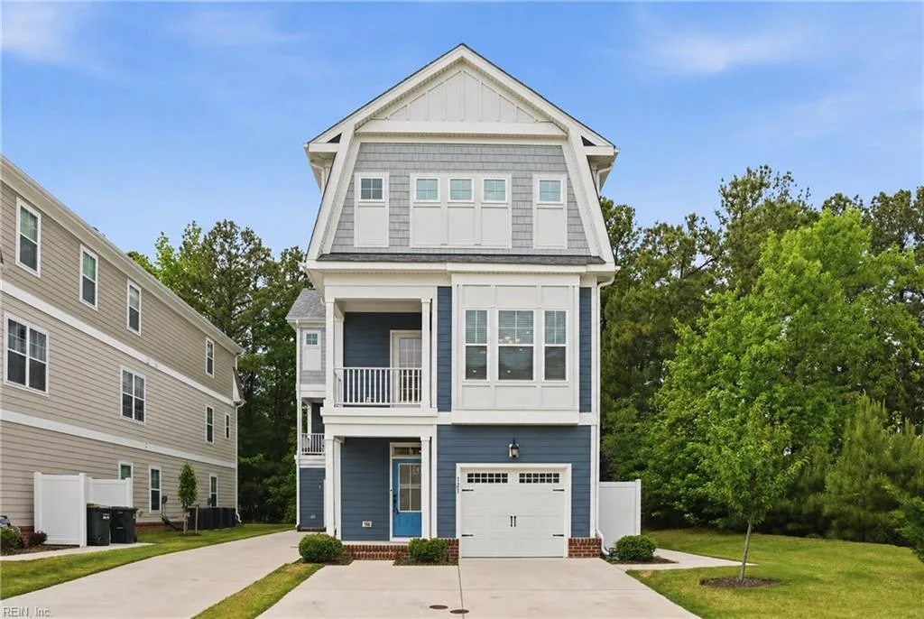 121 Topsail LN, Yorktown — 3 bed Residential, 1,750 sqft