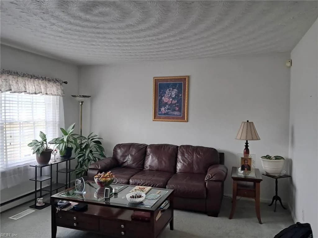 6805 Quaker DR, SUFFOLK VA 23437 - Photo 4