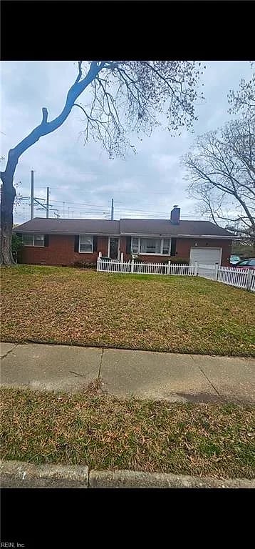 334 Brout DR, Hampton — 3 bed Residential, 1,266 sqft