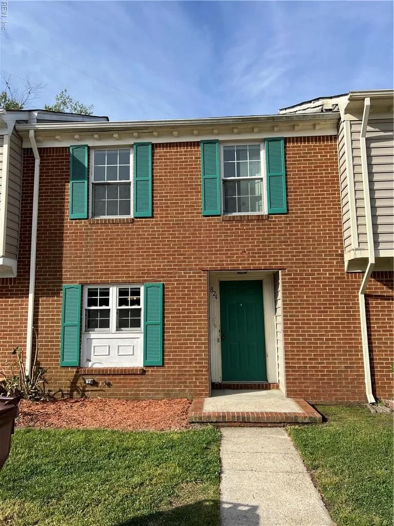 824 Huntly DR, CHESAPEAKE VA 23320 - Photo 2