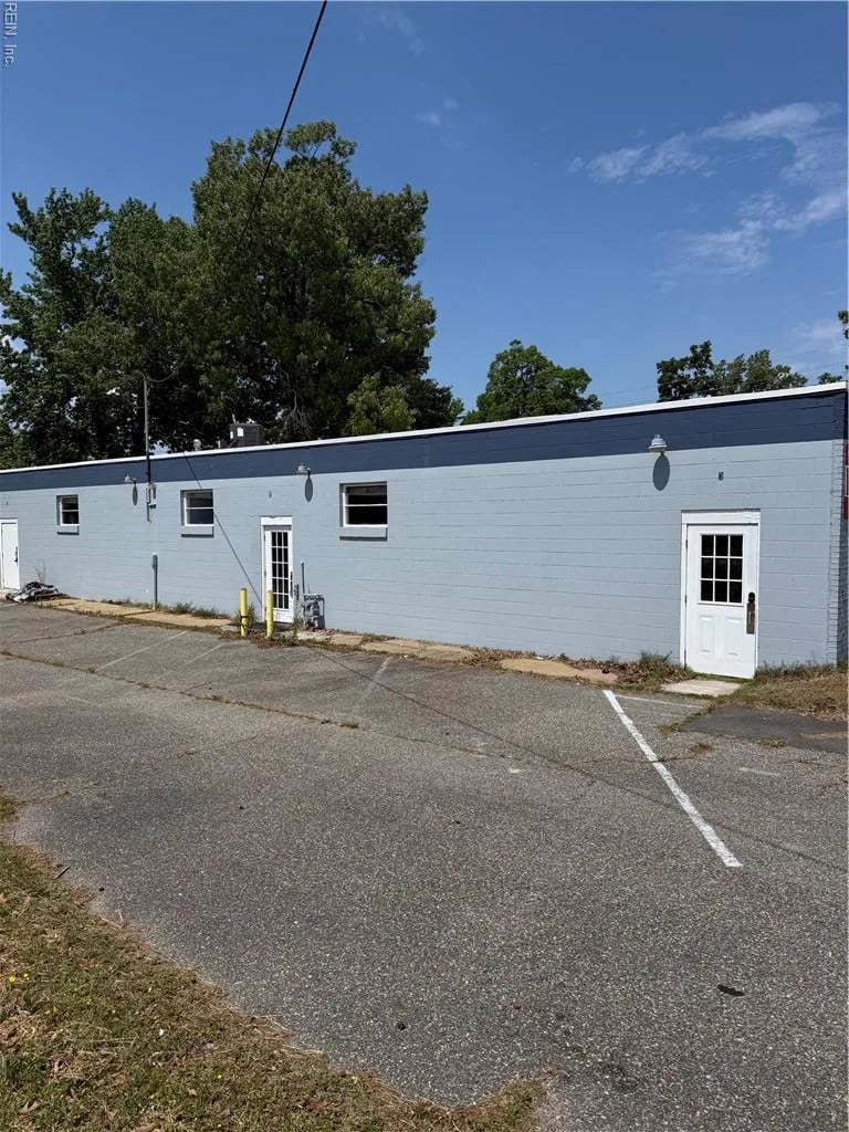 5947 Jefferson AVE, NEWPORTNEWS VA 23605