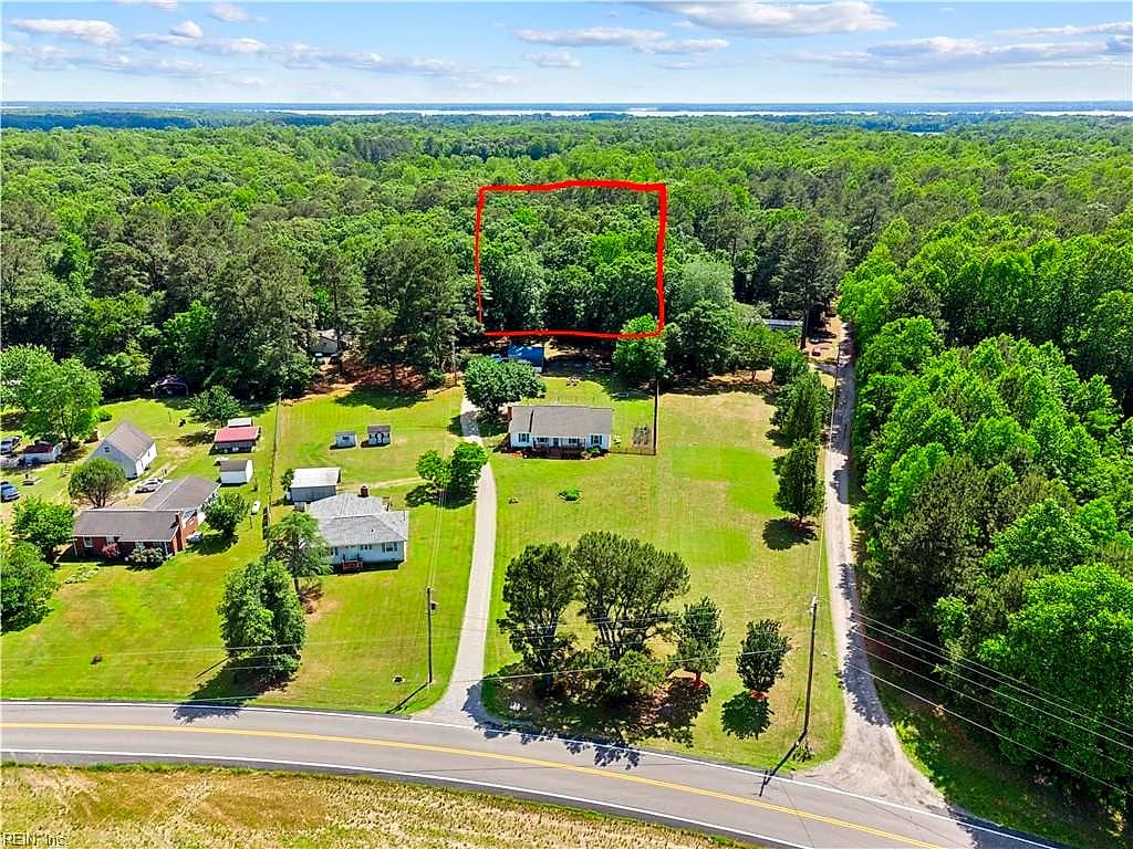 1.2 AC Booker LN, GLOUCESTER VA 23061 - Main photo