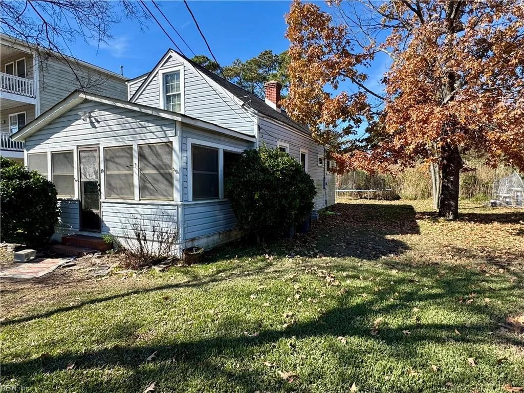 19 Bonita DR, HAMPTON VA 23664