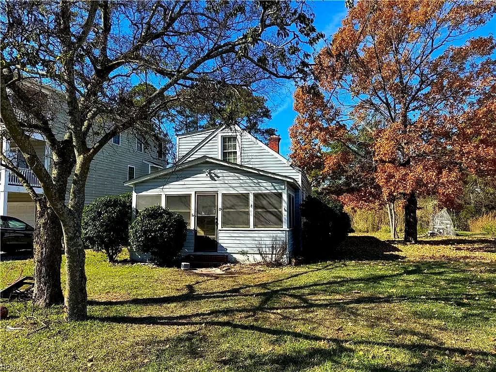 19 Bonita DR, HAMPTON VA 23664 - Photo 4