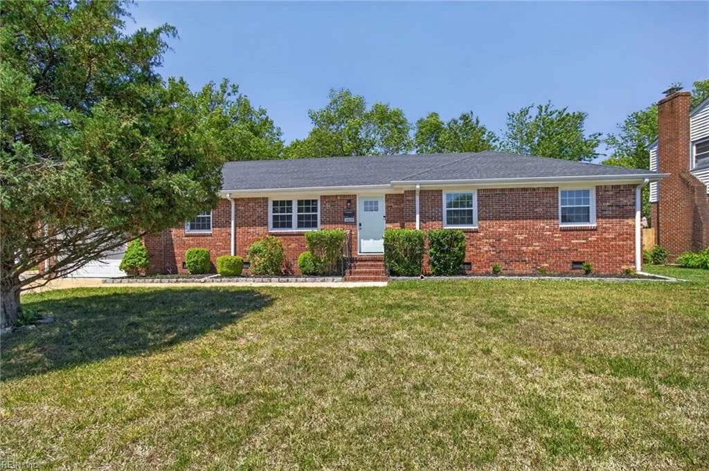 3424 Plum CRES, VIRGINIABEACH VA 23453 - Photo 3