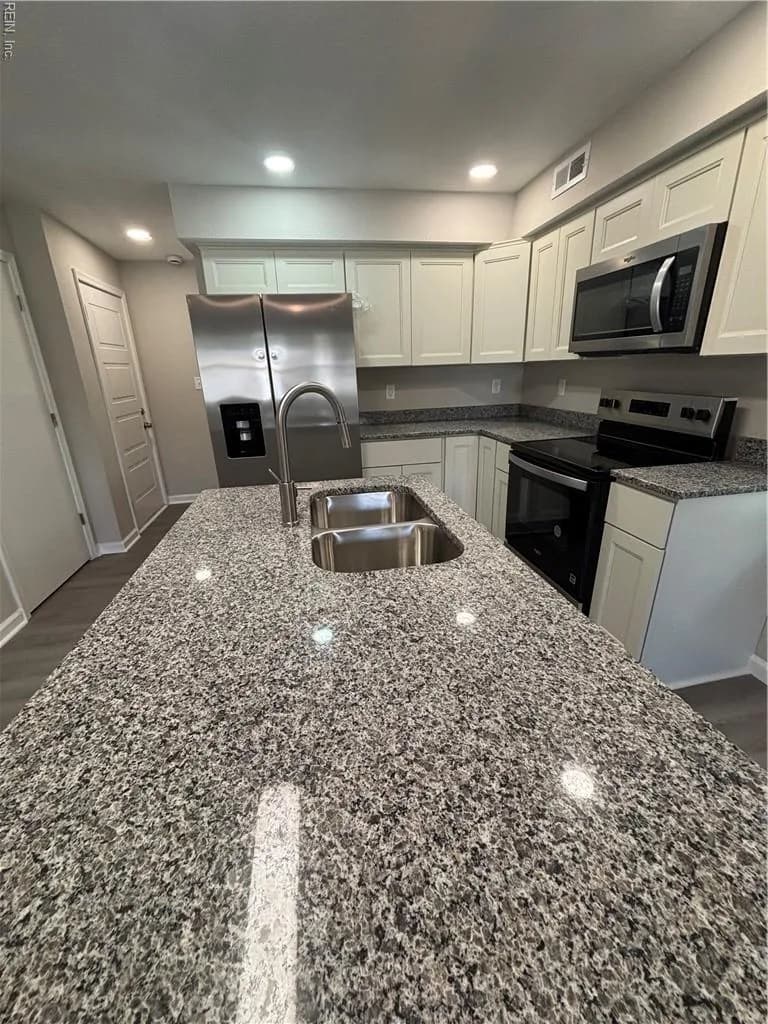 2317 Hanson AVE, NORFOLK VA 23504 - Photo 2