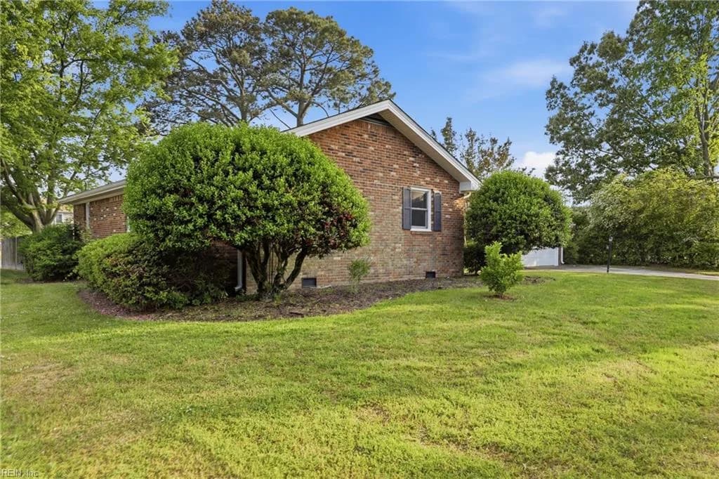 1531 Longdale DR, NORFOLK VA 23518 - Photo 5