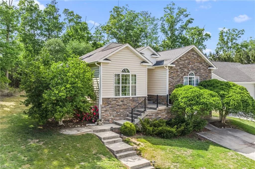 8047 Arbor Ponds TER, NEWKENT VA 23124 - Photo 3