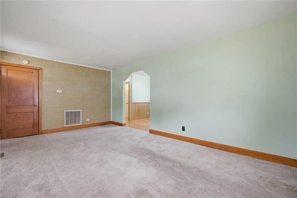 2422 Bruce ST, NORFOLK VA 23513 - Photo 5