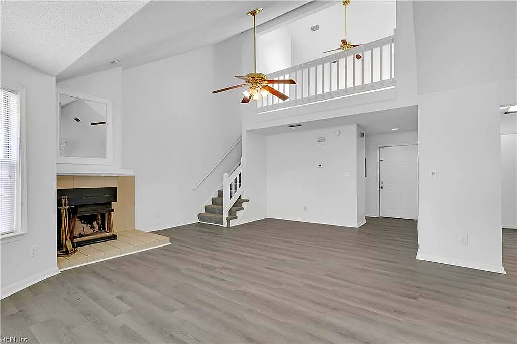 517 Mary Roberts LN, Newport News — 1 bed Residential, 750 sqft