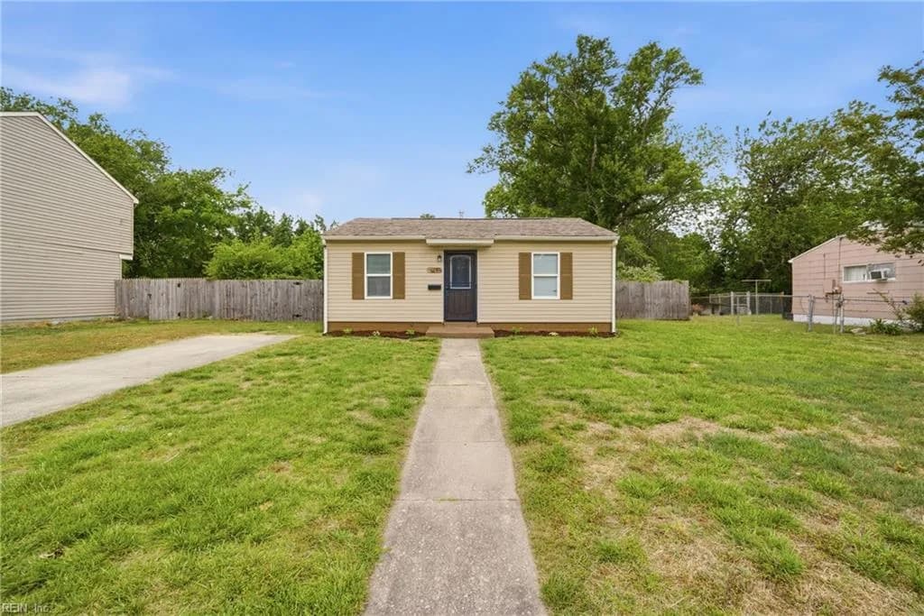 314 Avondale RD, PORTSMOUTH VA 23703 - Photo 4