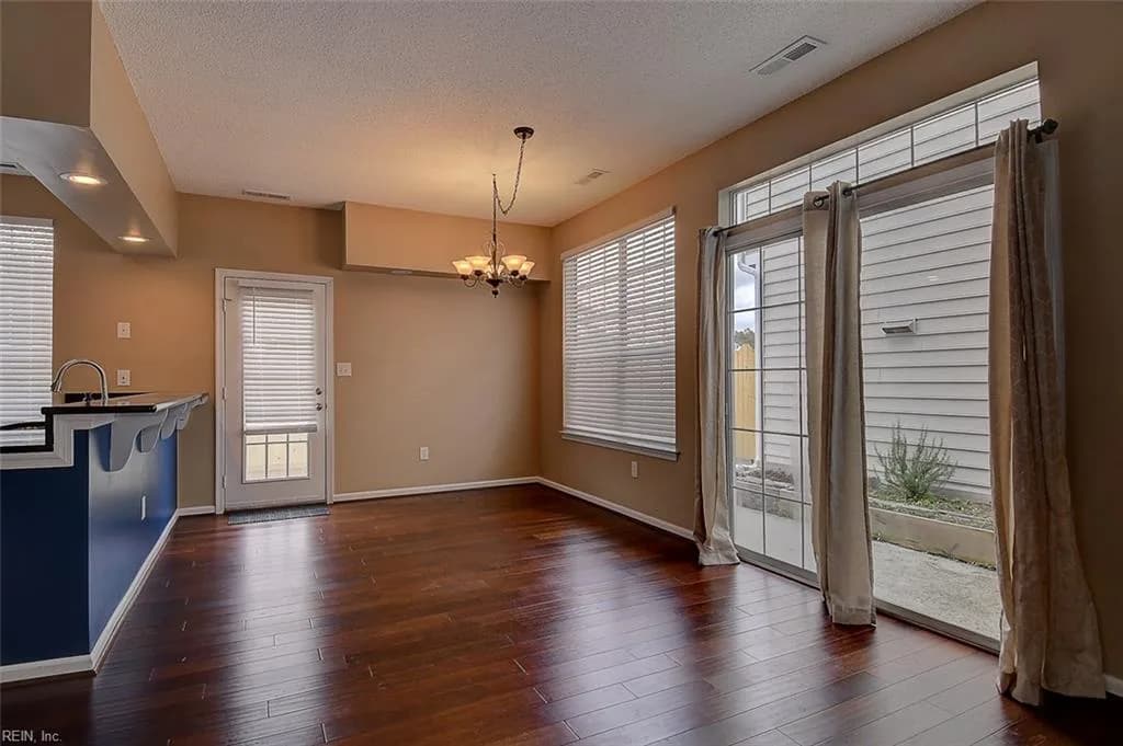 2448 COVENT GARDEN RD, VIRGINIABEACH VA 23456 - Photo 5