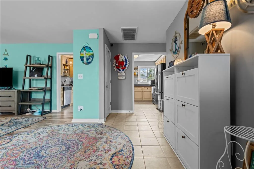 218 Logan DR, PORTSMOUTH VA 23701 - Photo 3