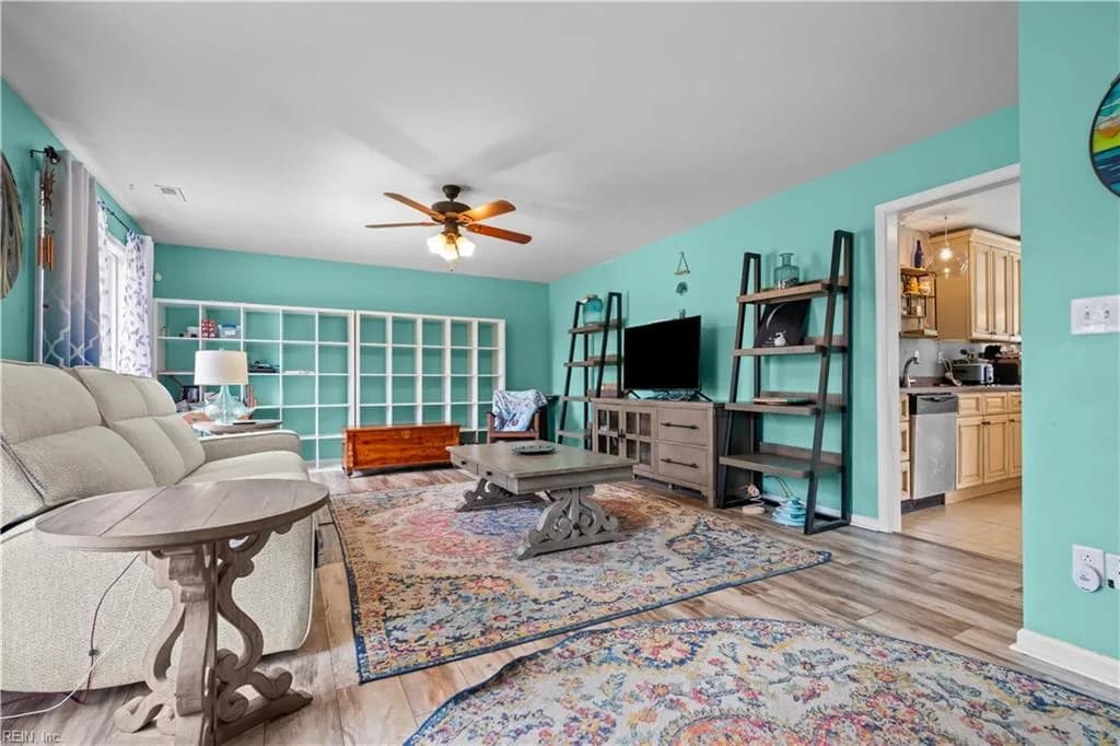 218 Logan DR, PORTSMOUTH VA 23701 - Photo 5