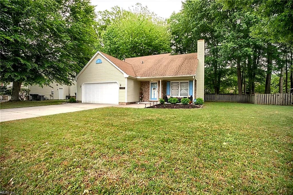 235 Dunn CIR, Hampton — 3 bed Residential, 2,133 sqft
