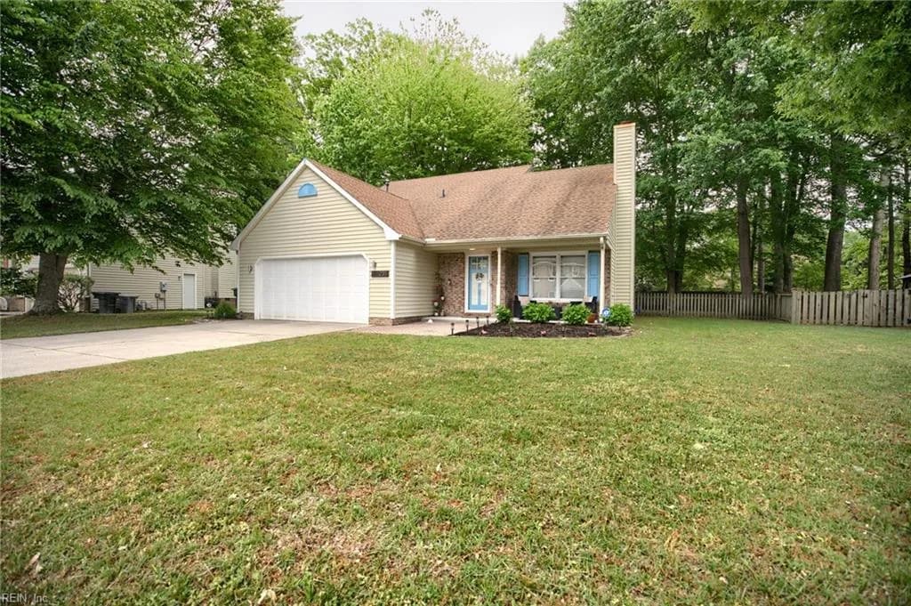 235 Dunn CIR, HAMPTON VA 23666 - Photo 2