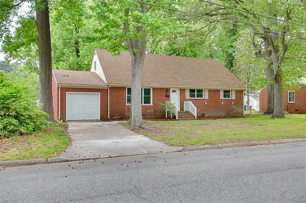 150 Henry Clay RD, NEWPORTNEWS VA 23601 - Main photo