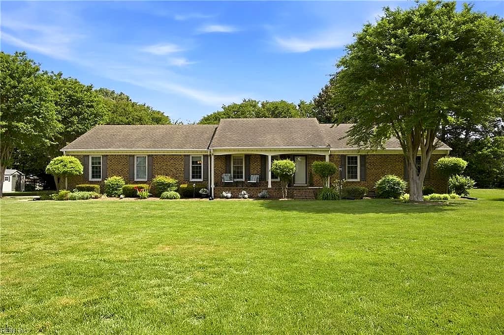 504 Westbrook CT, VIRGINIA BEACH VA 23455 - Main photo