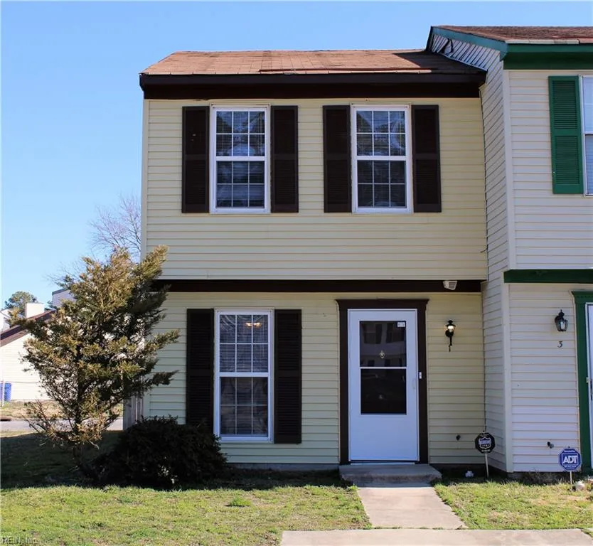 1 Peachtree CT, PORTSMOUTH VA 23703 - Photo 2