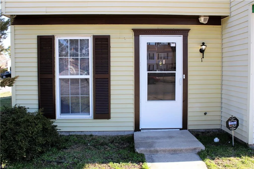 1 Peachtree CT, PORTSMOUTH VA 23703 - Photo 3
