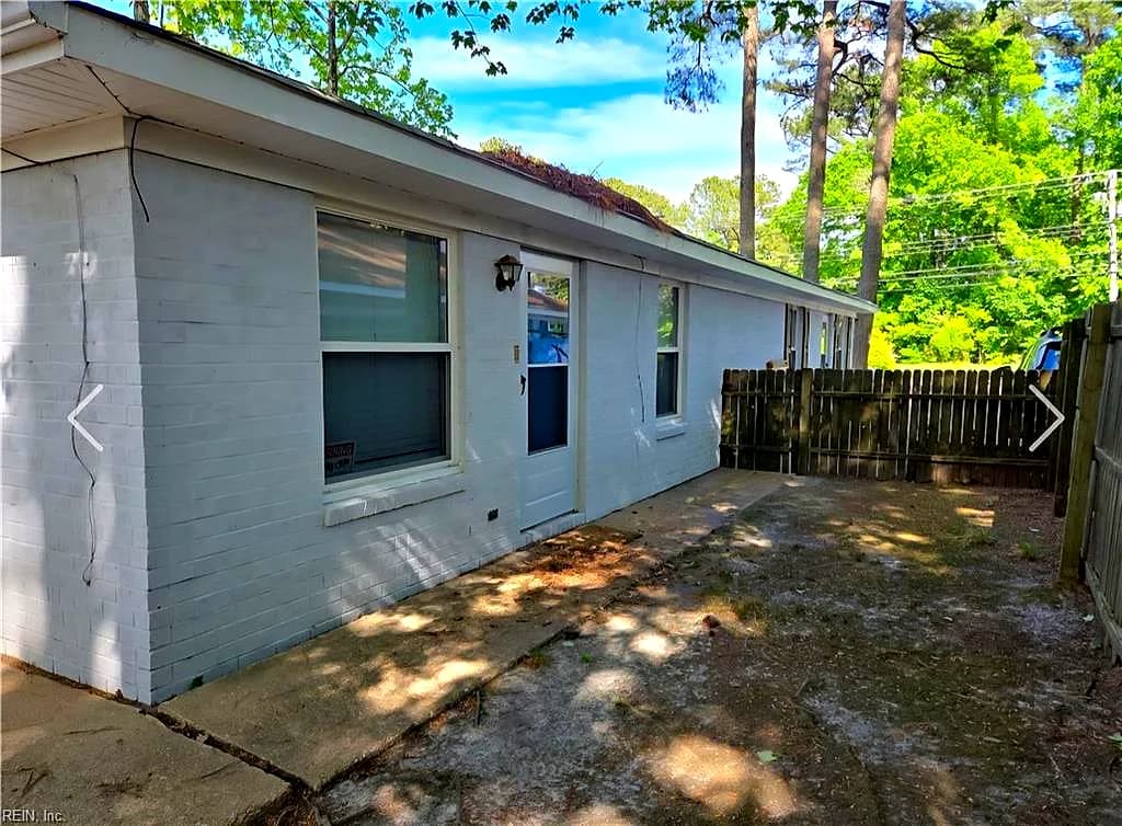 703 S Rosemont RD, VIRGINIA BEACH VA 23452 - Main photo