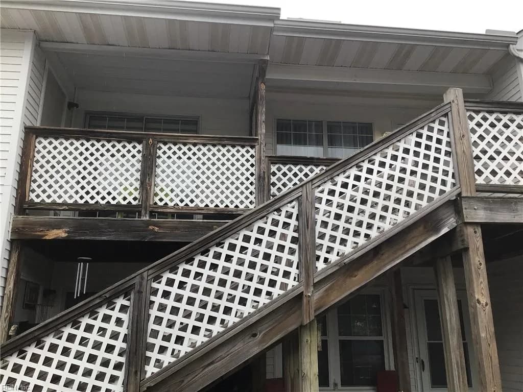 76 Emeraude Plage PL #B, HAMPTON VA 23666 - Photo 2