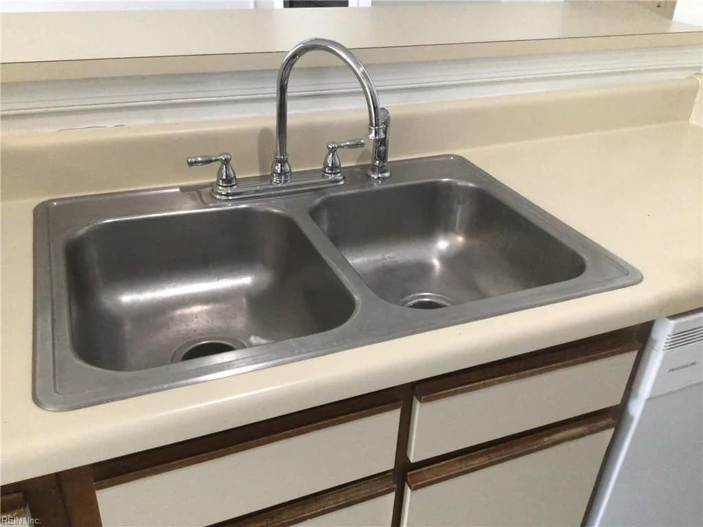 76 Emeraude Plage PL #B, HAMPTON VA 23666 - Photo 5