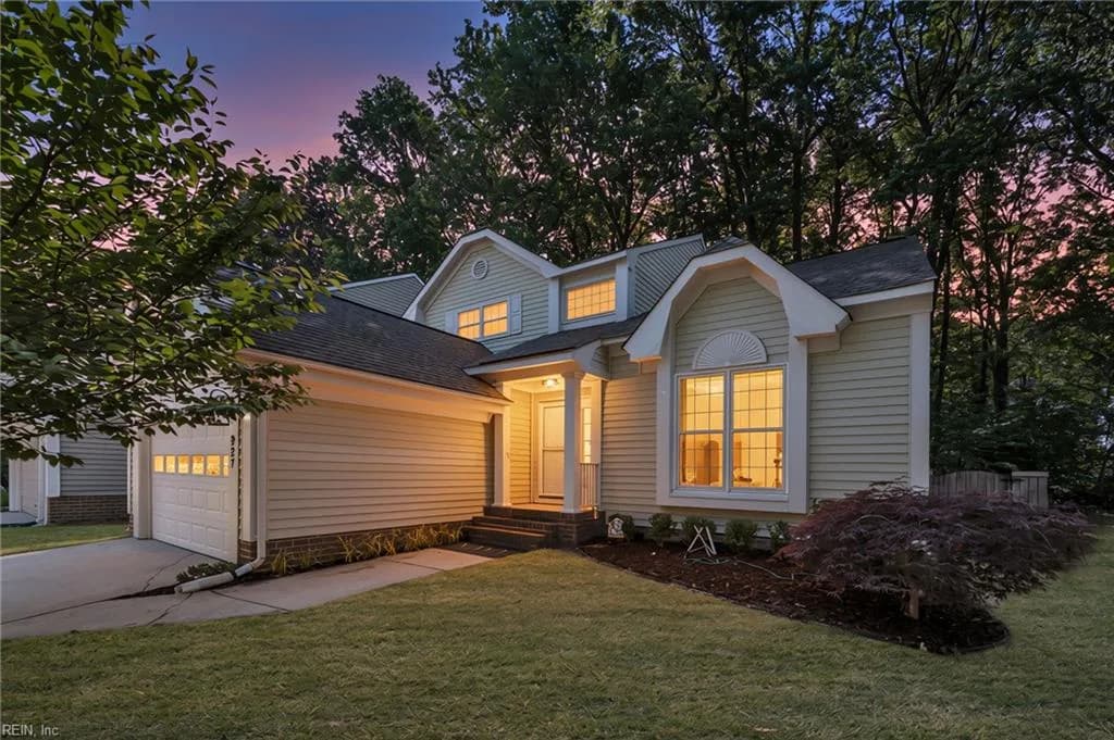 927 Thatcher WAY, CHESAPEAKE VA 23320 - Photo 2