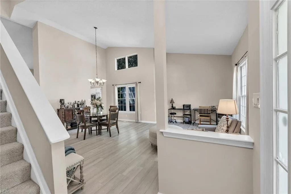 927 Thatcher WAY, CHESAPEAKE VA 23320 - Photo 4