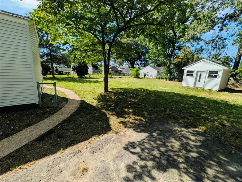 5616 Larry AVE, VIRGINIABEACH VA 23462 - Photo 3