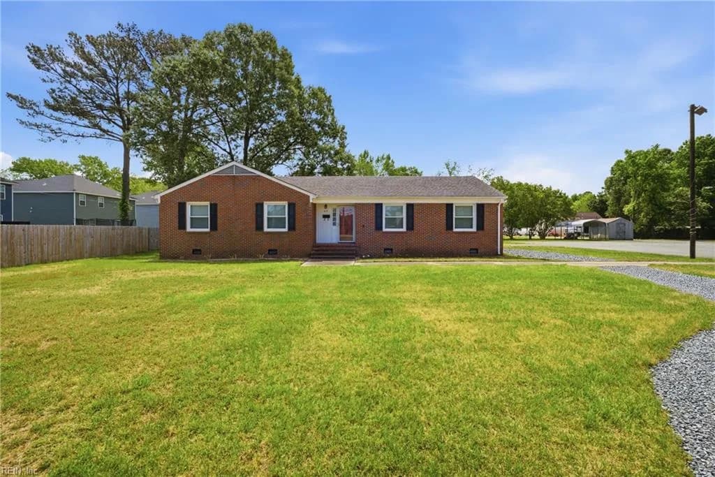 914 Briarfield RD, NEWPORTNEWS VA 23605 - Main photo