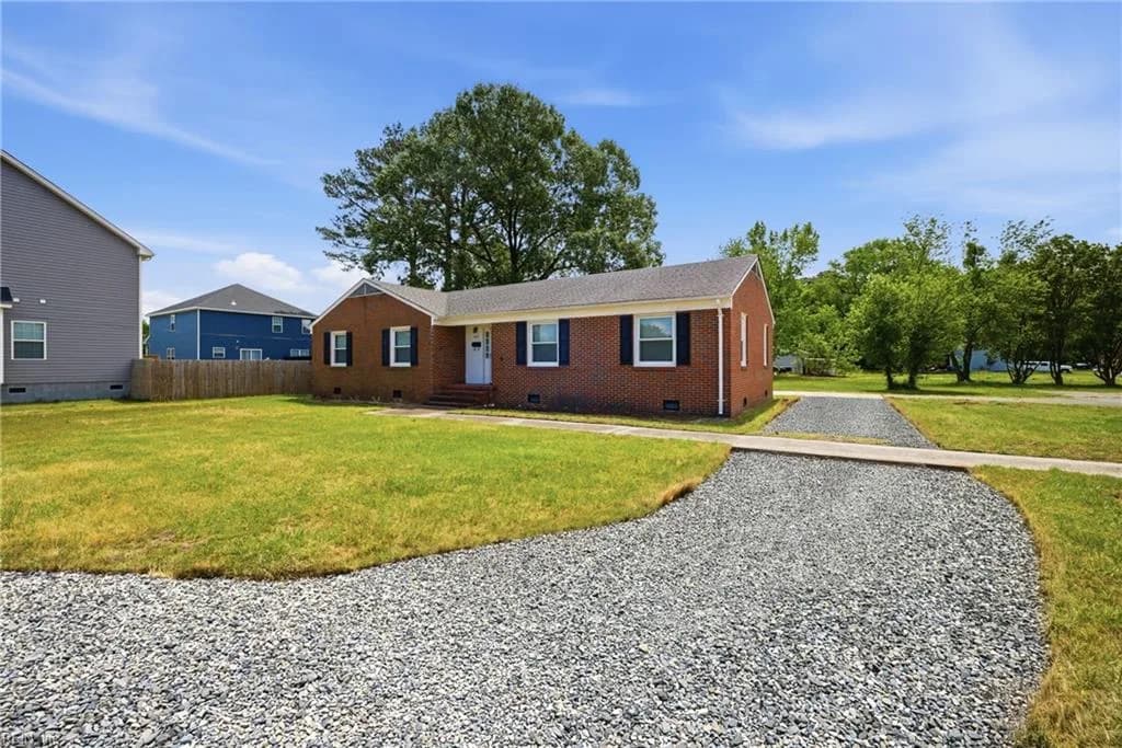 914 Briarfield RD, NEWPORTNEWS VA 23605 - Photo 4