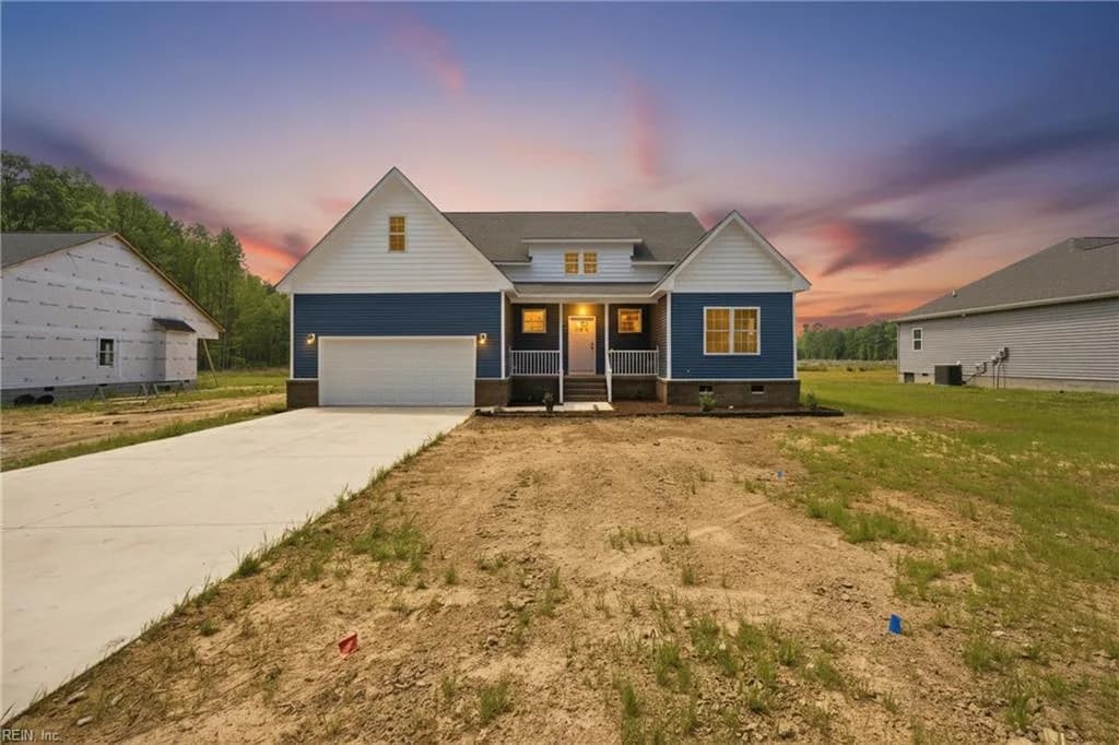 324 Bank ST, WAVERLY VA 23890 - Photo 3