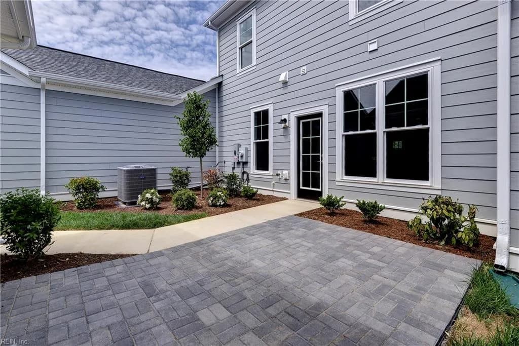 3557 Amberley WAY, WILLIAMSBURG VA 23188 - Photo 3