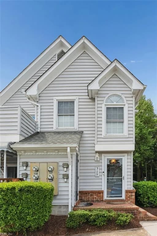 317 Wimbledon CHSE #F, CHESAPEAKE VA 23320 - Photo 3